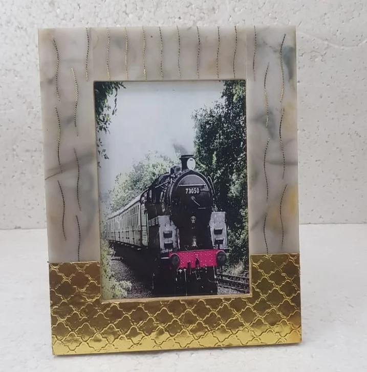 Grey Resin Brass Inlay MDF Photo Frame Picture Frame Vintage Floating Photo Frame Wall Decor Antique Item Decorative