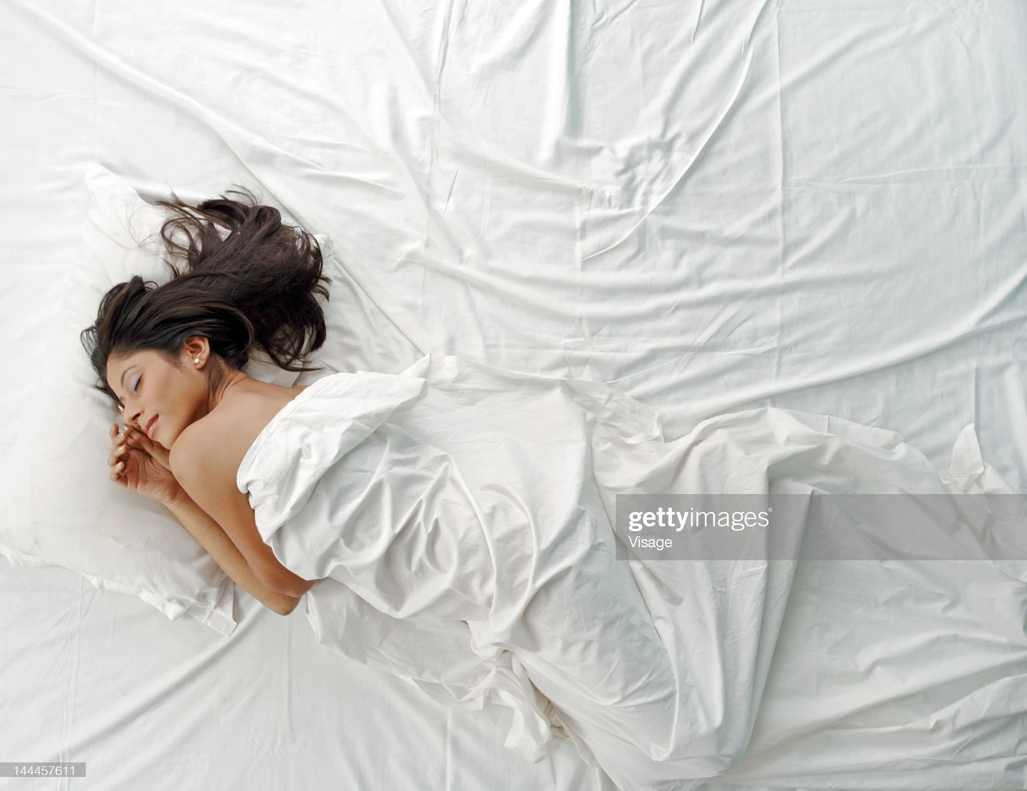 Комфортная простыня однотонная Простыня из хлопка и полиэстера с принтом для двуспальной кровати