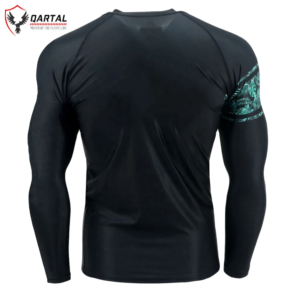 Direct Factory Sale Male Rash Guard Customized Logo & Design Zip Closure Full Sleeves Gym Wear Swim Suit For Men