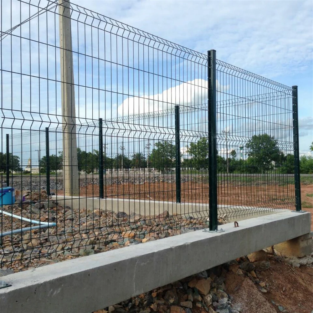 3D Curved Welded Wire Mesh Cheap Price Decorative Garden Border Fence For triangle Fence Panel