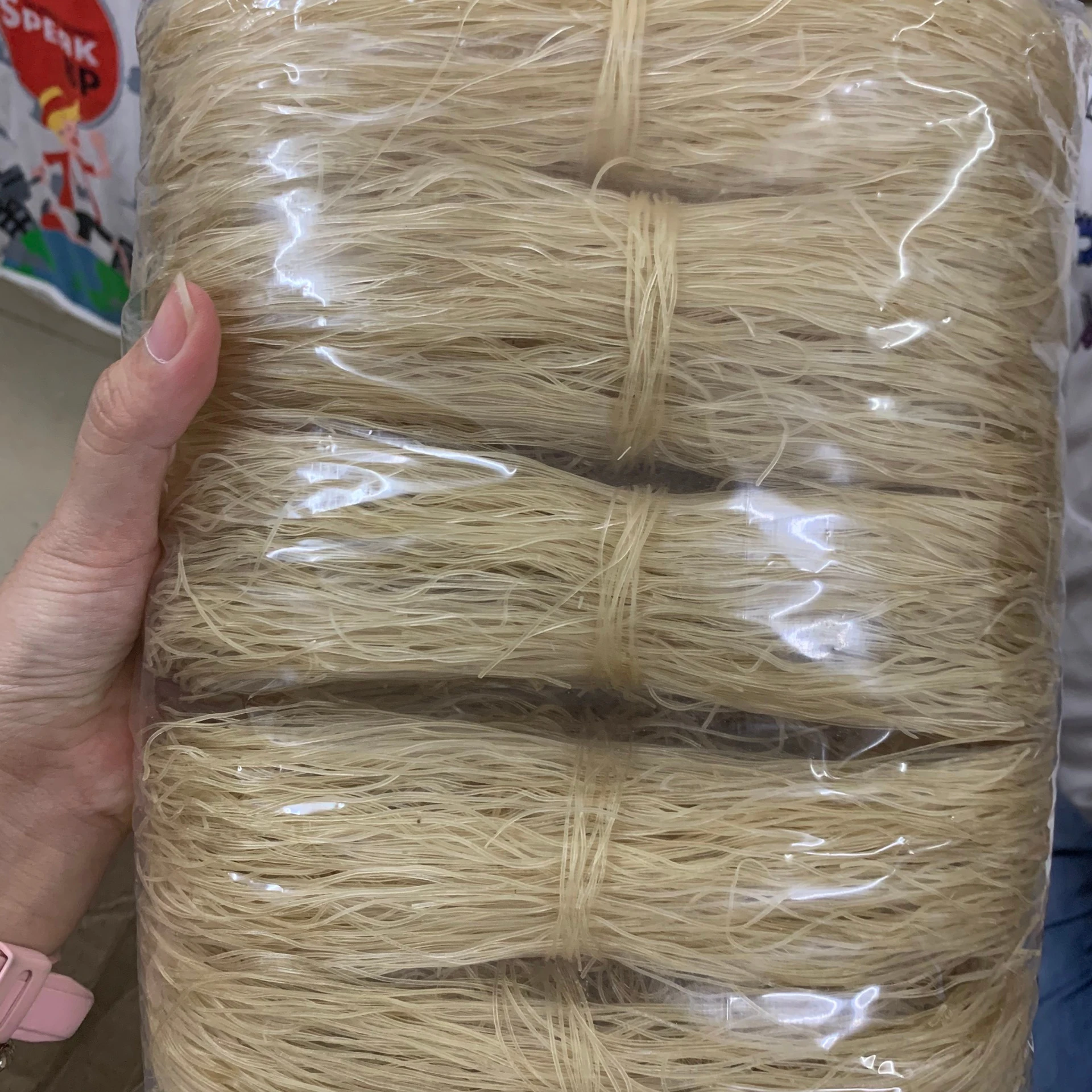 Bulk Arrowroot vermicelli | 100% Dzong tuber starch from Vietnam -  Ms. Stacey Whatsapp: 0084 908 584 207