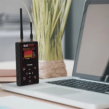 Professional Electronic Bug Detector BugHunter BH-04 (compliant to CE and FCC regulations)