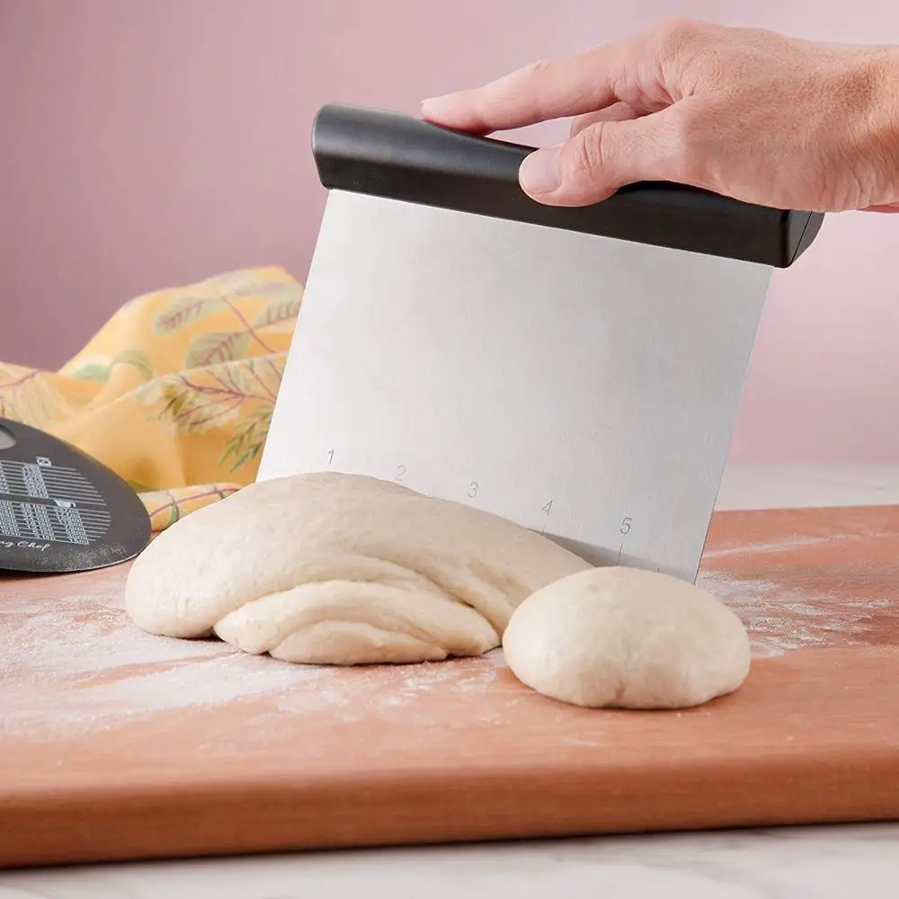 Smart Kitchen Baking Accessories Stainless Steel Dough Scraper with Scale