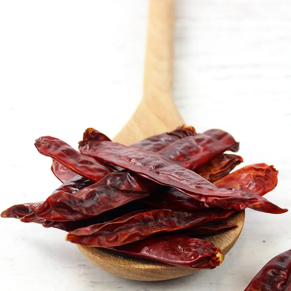 
RED CHILLI DRIED S4 WITHOUT STEM FROM NIK-MAY EXPORTS LLP ORIGIN INDIA 