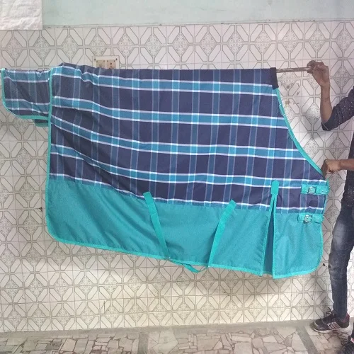 
Wholesale Winter Horse Rugs, 420D Stable Horse Blanket Sheet 