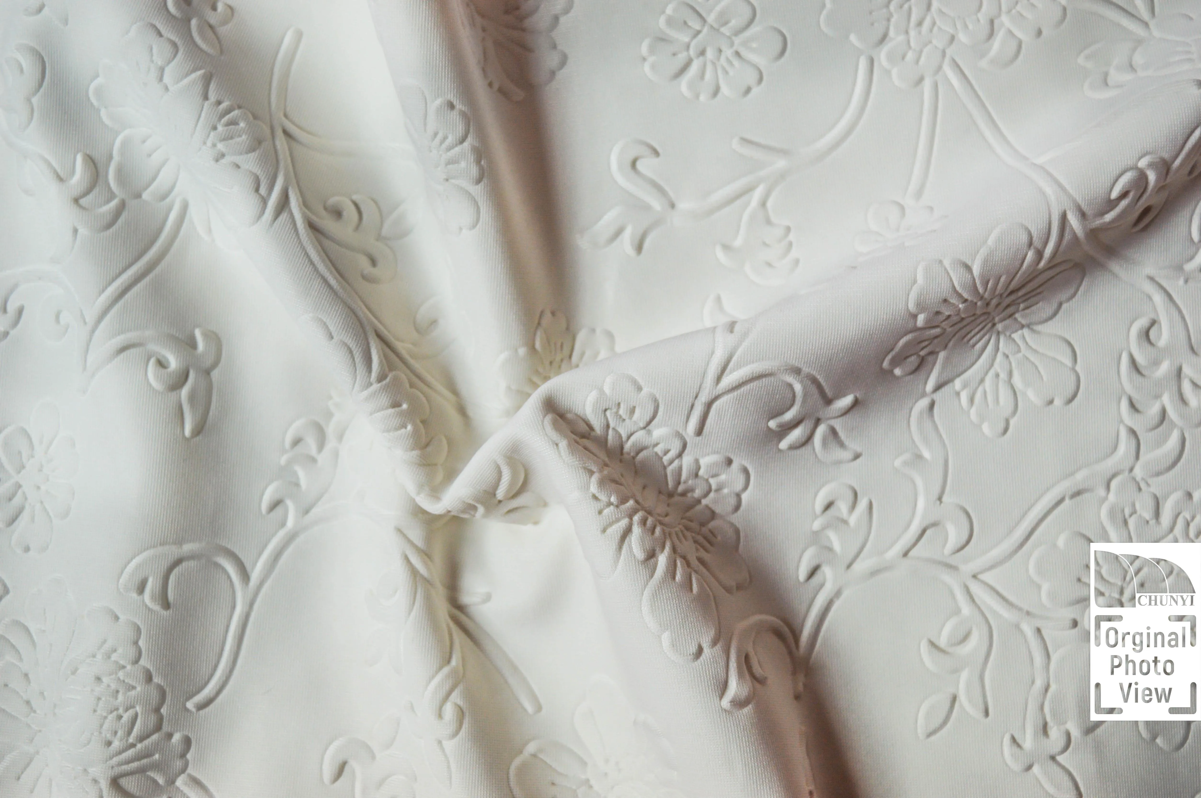 PURE WHITE BLESSING JACQUARD KNITTED FABRIC