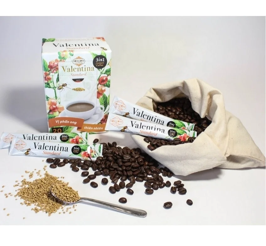 Instant coffee 3 in 1 with bee pollen special taste and smell good for your health product of Ban Me Gold Co.,