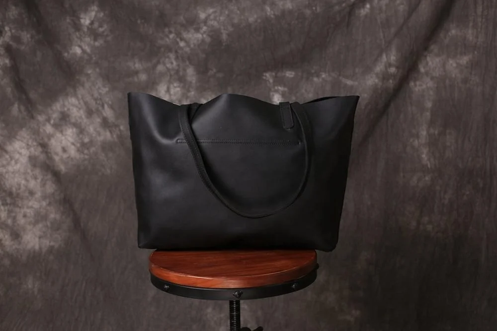 Designer Genuine Leather Lady Tote Handbags With Strip Wholesale Customized Shopping Bags For Women  TSL-0041