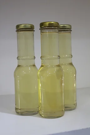 
High Quality Aphrodisiac Hydrosol from Pure Oud Oil 