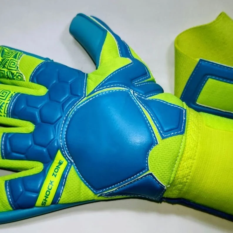 Latest stylish wholesale goalkeeper gloves professional