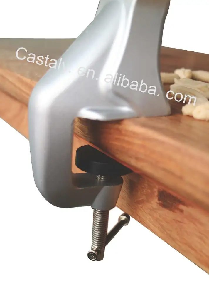 Hot Seller Manual Italian Pasta Cutter Seashell Dumpling Kitchen Tools