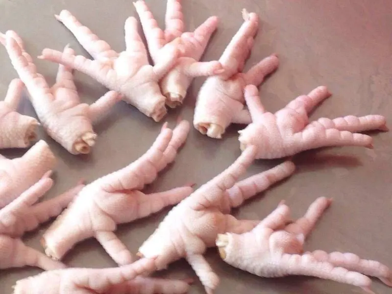 Frozen Chicken Feet/Chicken Paws