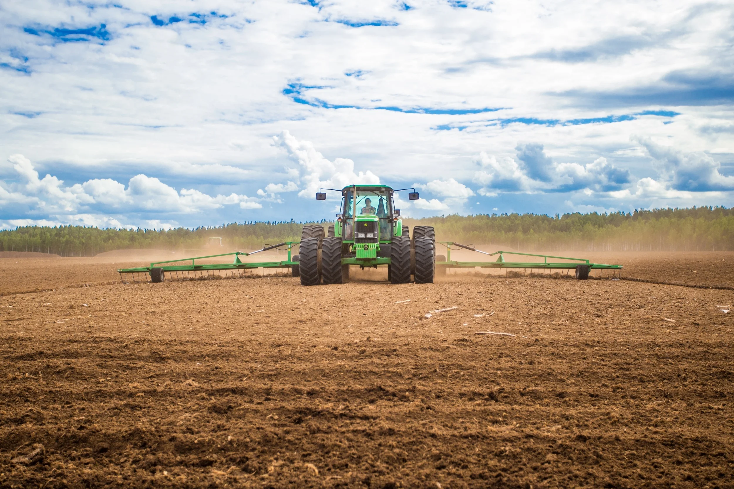 Professional peat moss substrate for plants with high nutrition requirements