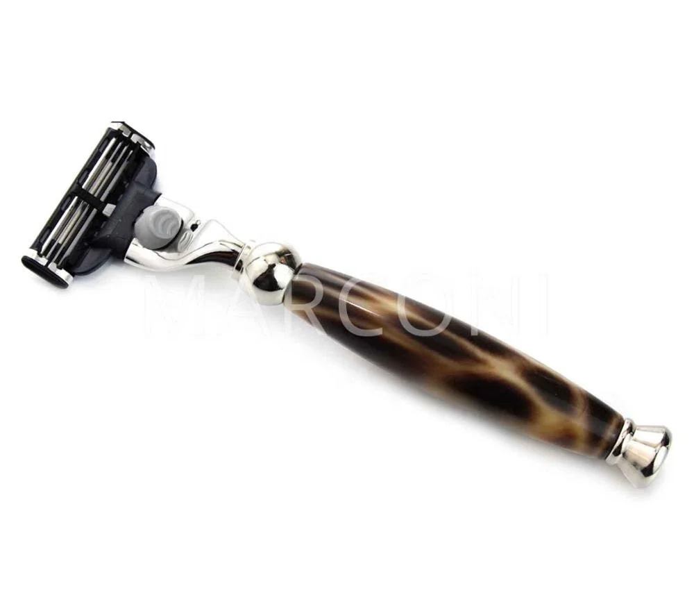 
Рукоятка для стайлинга текстуры гепарда с тремя лезвиями Мужская бритва в подарок 