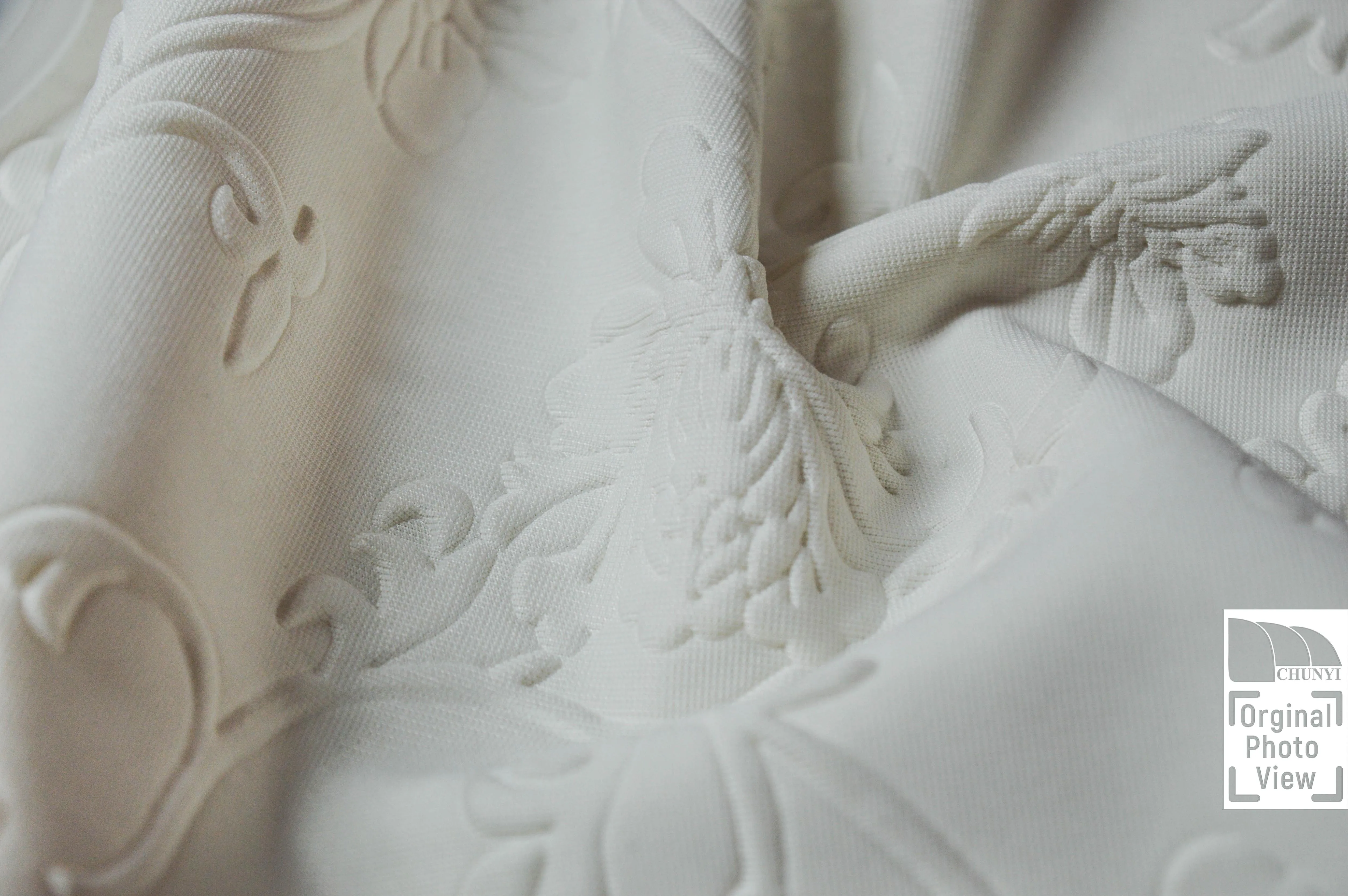 PURE WHITE BLESSING JACQUARD KNITTED FABRIC