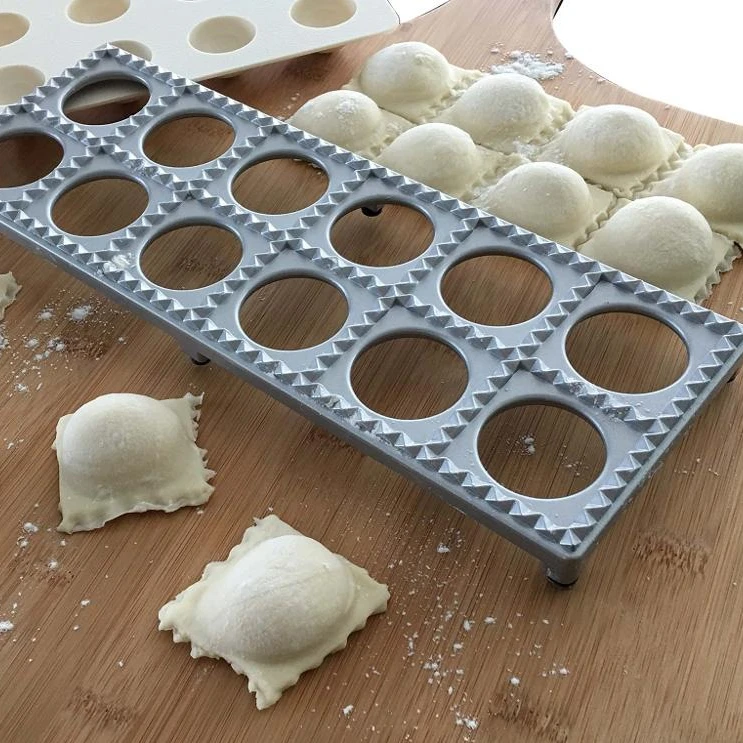 Professional Convenient Food Preparation Italian Dumpling Manual Pasta Maker