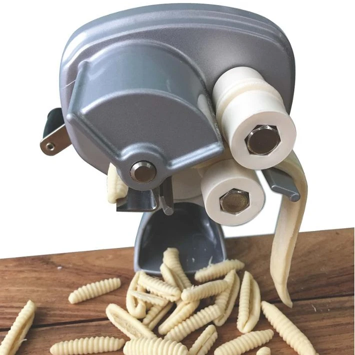 Hot Seller Manual Italian Pasta Cutter Seashell Dumpling Kitchen Tools