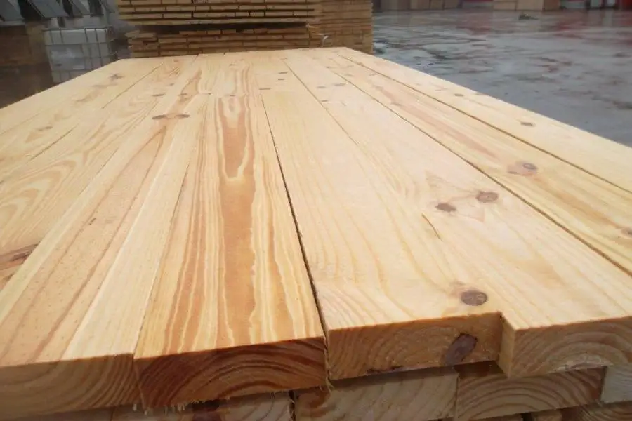 BEST PRICE ACACIA SAWN TIMBER FOR PALLET IN VIETNAM