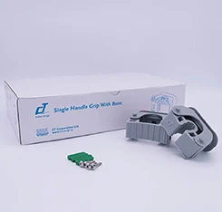 Professional High Quality Plastic Wall Mounted Holder Drilling Free 20pcs Per Box Mop and Broom Gripper