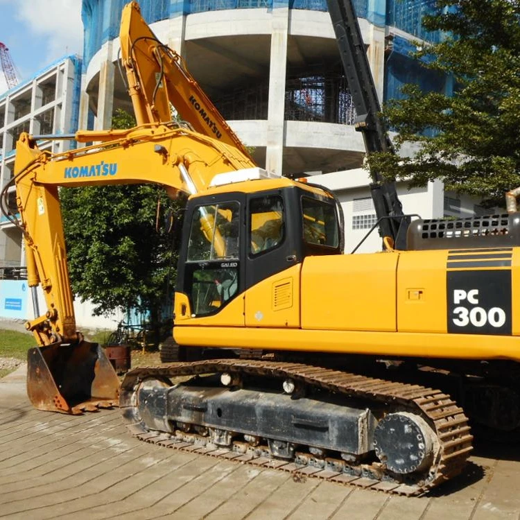 
USED KOMATSU PC300-7, 30 TON EXCAVATOR FOR SALE 