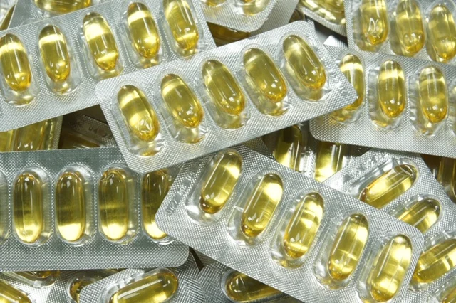 Pharmaceutical aluminum Blister Foil Used to Pack Tablets Capsules and Pills into the Blisters