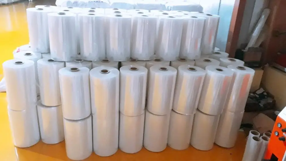 Super Clear Best transparent PE Cling Film Food Grade Stretch Film With Modern Equipment