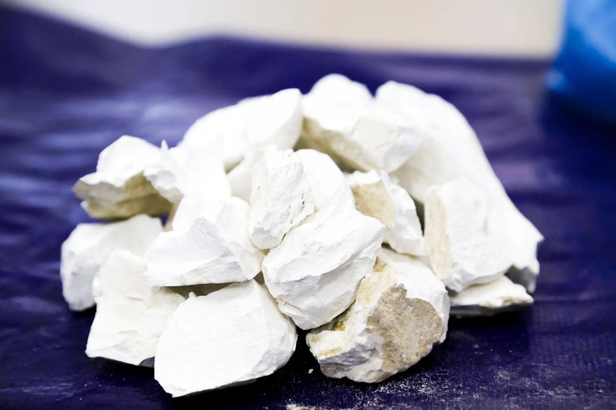 QUICK LIME HIGH QUALITY LIME LUMP/WHITE QUICKLIME