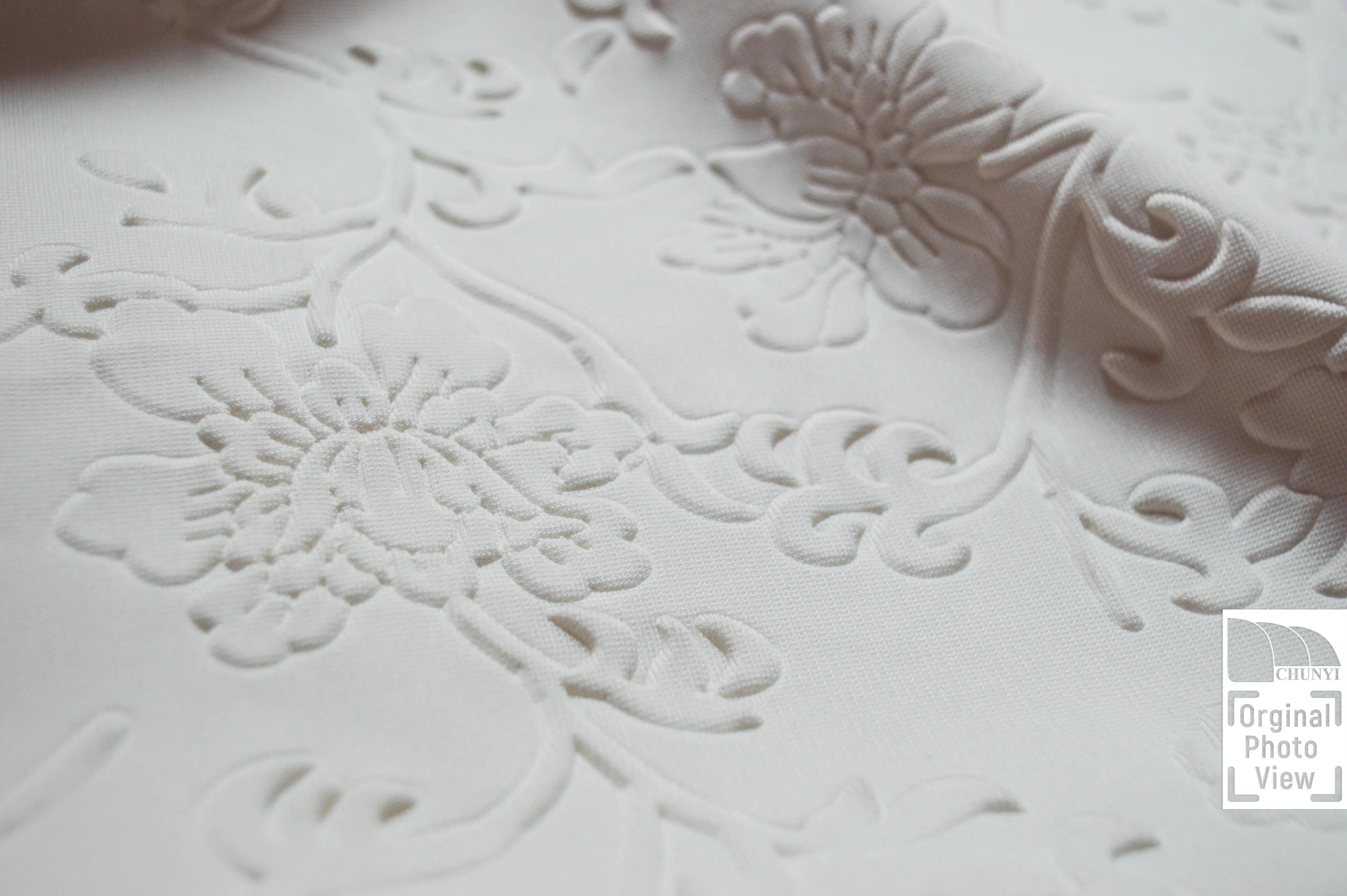 PURE WHITE BLESSING JACQUARD KNITTED FABRIC
