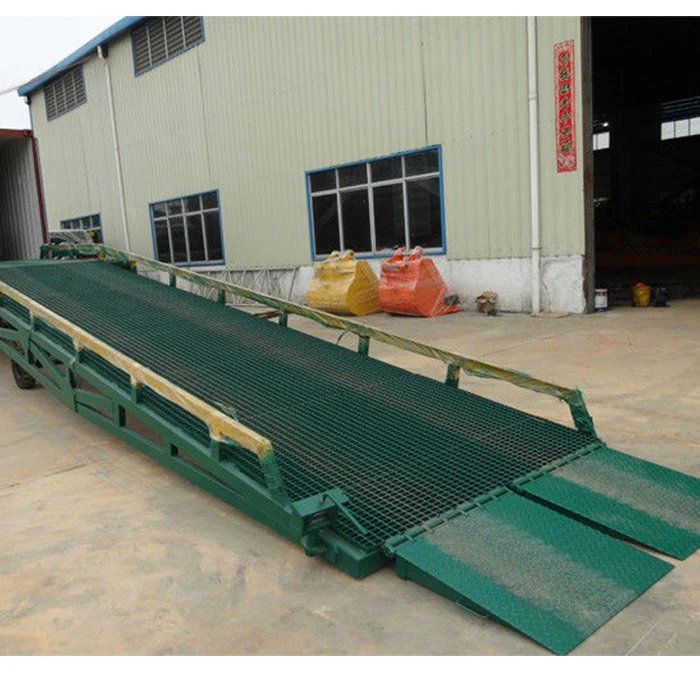 Синяя погрузочная разгрузочная рампа для транспортного средства