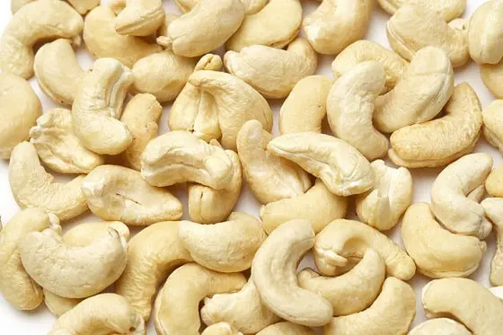 
VIETNAM CASHEW NUT WW320 