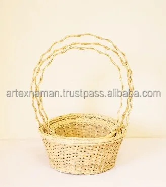 Empty gift basket supplies