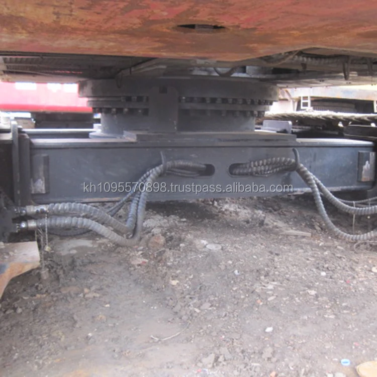 China FUSHUN QUY70 crawler crane for sale,China 70ton crawler crane in Shanghai