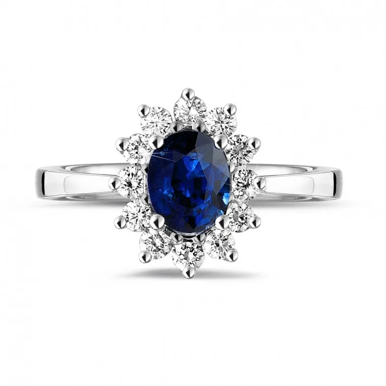 Beautiful Blue sapphire with Diamond Ring in 18k White Gold