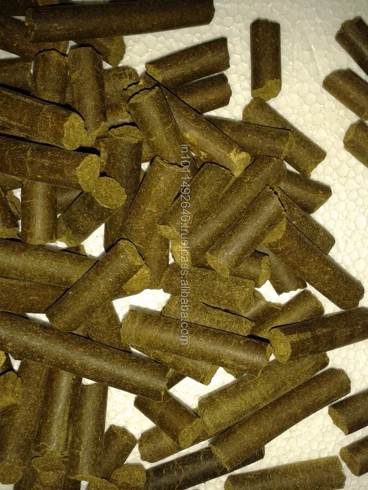 Moringa Animal Feed Additives Stick Shape Moringa pellets made with only Moringa dried leaves wholesale for dairy farms
