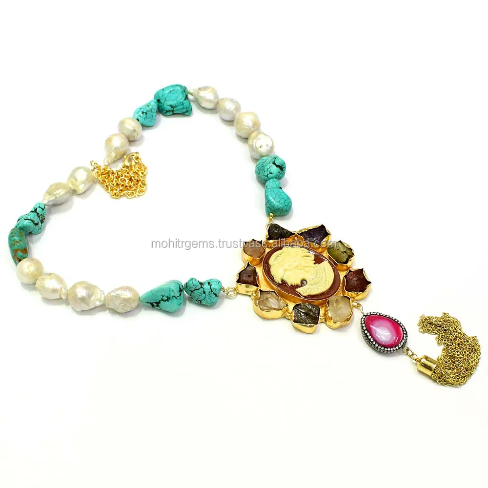 22 Carat Gold Plated Raw Rough Stone Lady Victoria Round Shape Beautiful Small Necklace
