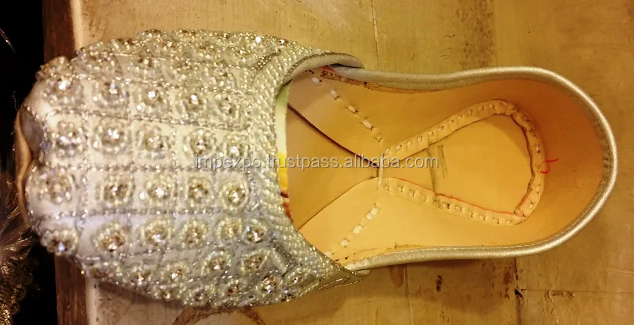 The Best Selling Latest Pakistani Khussa Shoe Pairs / Ladies khussa shoes / Pakistani khussa