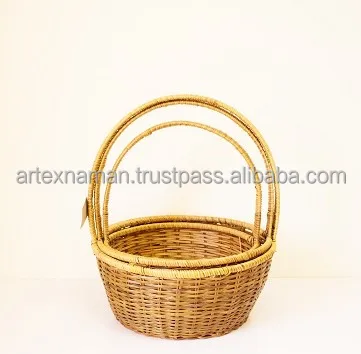 Empty gift basket supplies