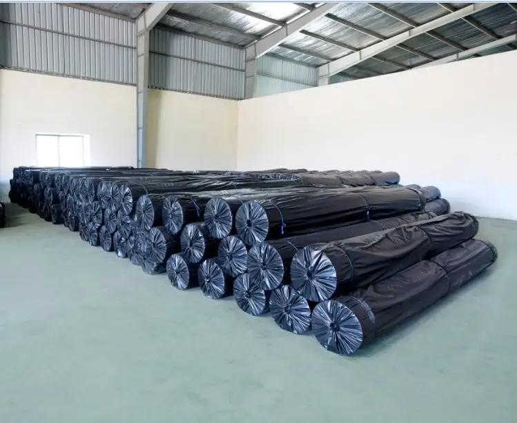 410 g/m2 white pet polyester/ polypropylene needle punched nonwoven geotextile fabric - Made in Viet nam
