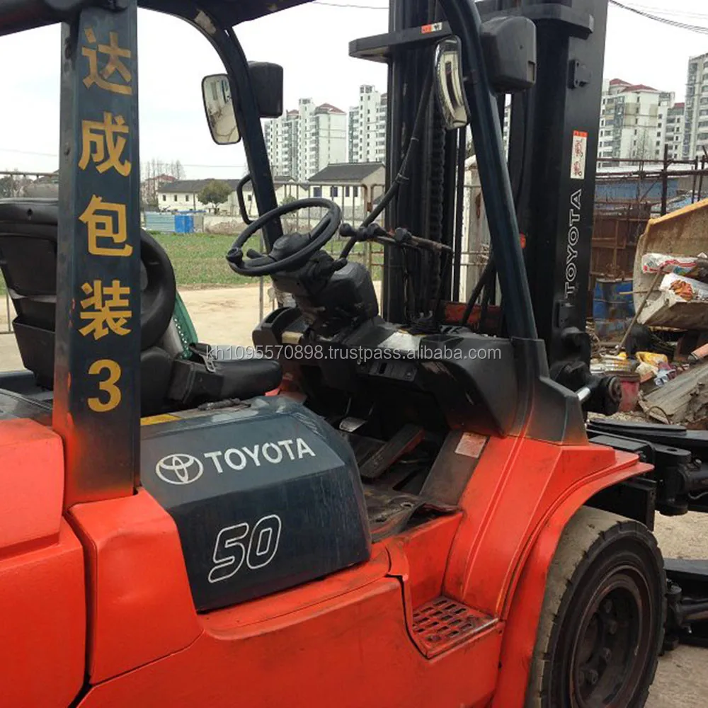 Подержанный вилочный погрузчик Toyota FD50, недорогой 5-тонный вилочный погрузчик в Шанхае, Китай