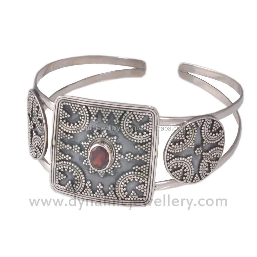Stylish look garnet silver gemstone bracelet