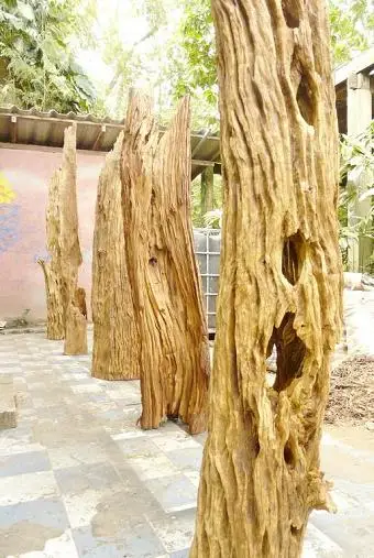 
Natural old wood sculpture for landscaping 