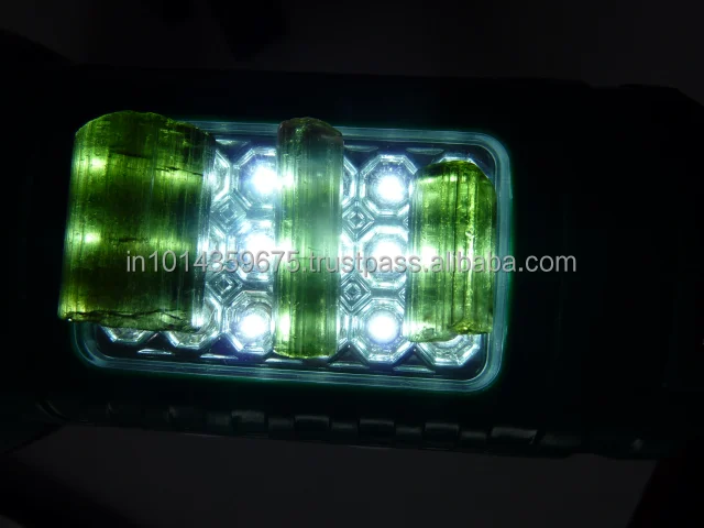 Зеленый натуральный турмалин