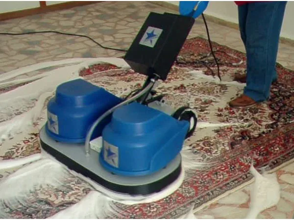 DOUBLE BRUSH CARPET CLEANING MACHINE