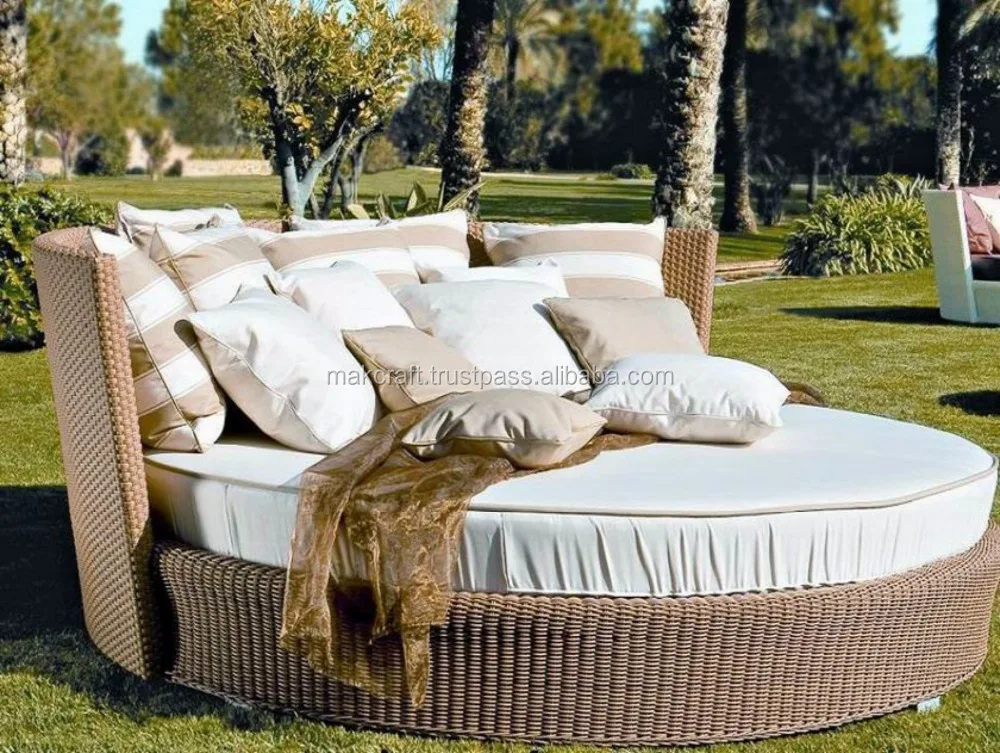 
Synthetic wicker rattan outdoor round daybed - Poly rattan round sun lounger - outdoor wicker rattan chaise lounge 