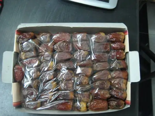 
Dry dates and semi dry dates. 