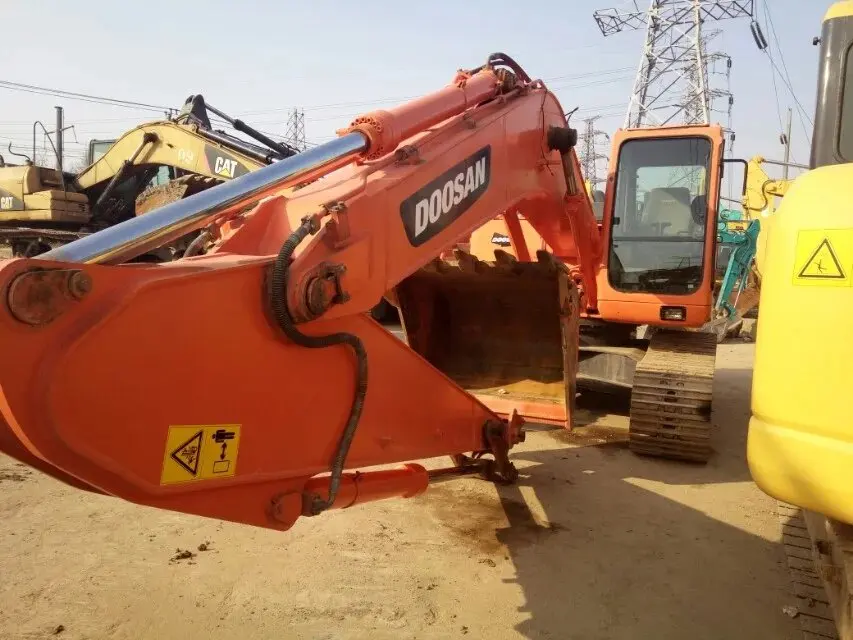 USED DOOSAN DH215-9 EXCAVATOR 20 TON DIGGER FOR SALE