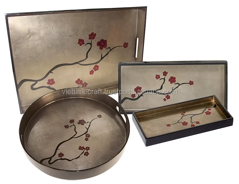 Lacquer serving tray with unique design