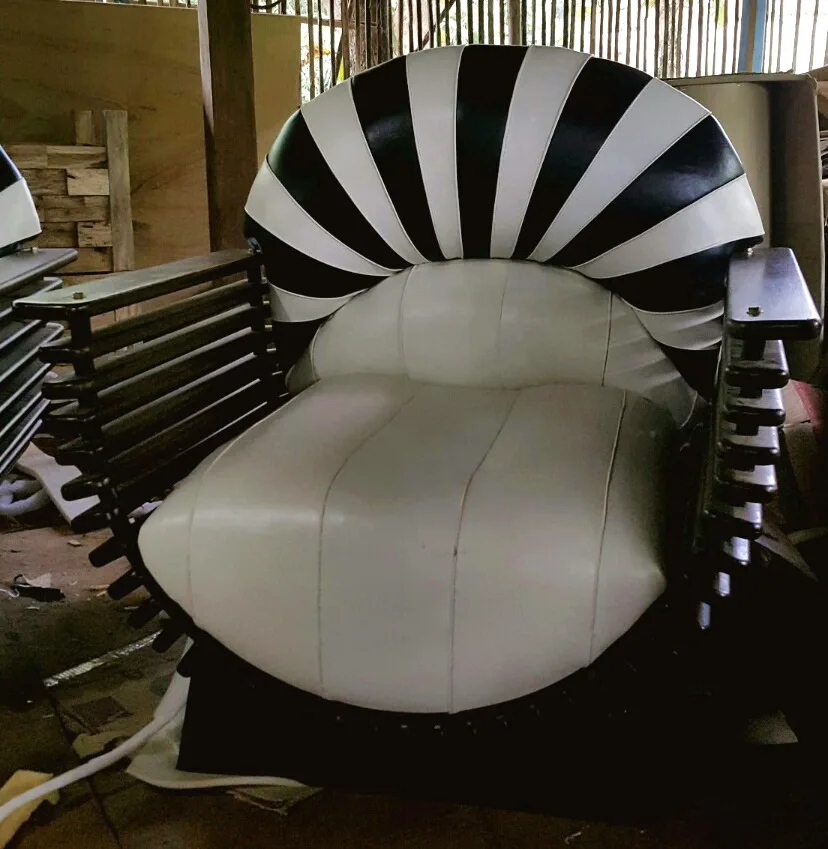 Living Dining Room Luxury Eclusive Teak Coconut Reclaimed Recycled Wood Cow Goat Original Synthetic Leather Hides Chair Sofa