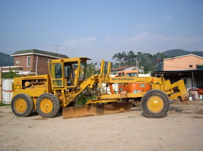 
[ Winwin Used Machinery ] Used Motor Grader MITSUBISHI MG400 1981yr For Sale 