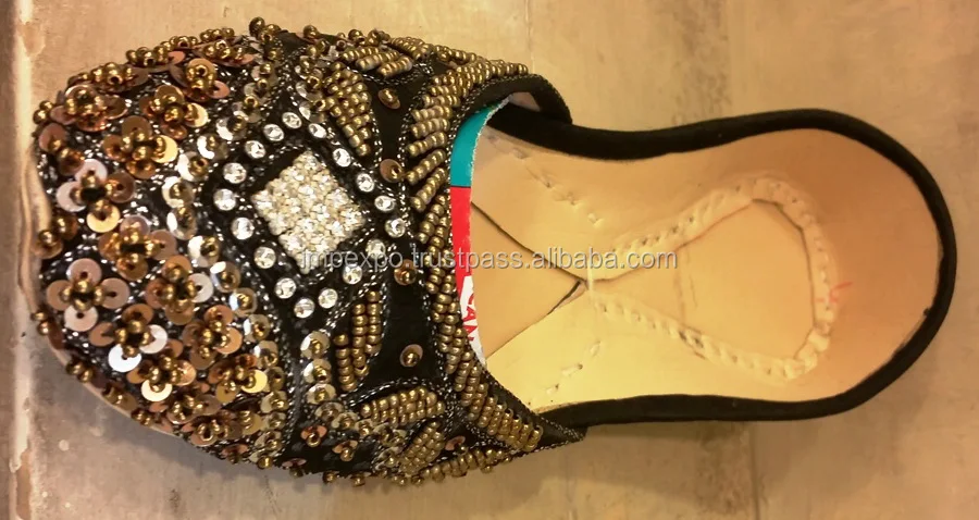 The Best Selling Latest Pakistani Khussa Shoe Pairs / Ladies khussa shoes / Pakistani khussa